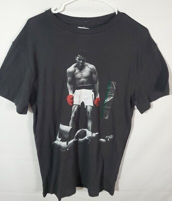 #ad Muhammad Ali T shirt Men#x27;s Size Medium THE GREATEST Black Crewneck $17.57