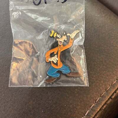 #ad Disney Goofy Character Pin $15.00