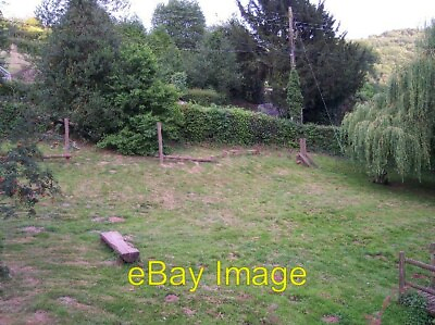 #ad Photo 6x4 Pool Piece Green and playground Wellington Heath In the centre c2005 GBP 2.00