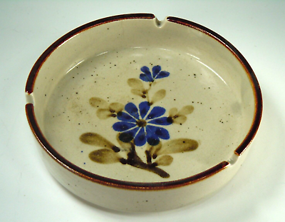 #ad ASHTRAY Ceramic Pottery Beige 5quot; Vintage Blue Flower Design with brown trim $9.25
