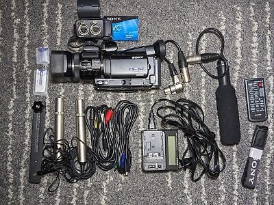 #ad Sony Pro HVR A1U Hi Def Camcorder With Accessories In Excellent Condition $600.00