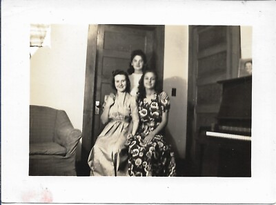 #ad Ladies Photograph Piano Vintage Fashion Dresses 1930s Alabama 2 3 4 x 3 3 4 $14.83
