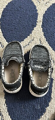 #ad Boys Toddler Hey dude Size 8 $20.00